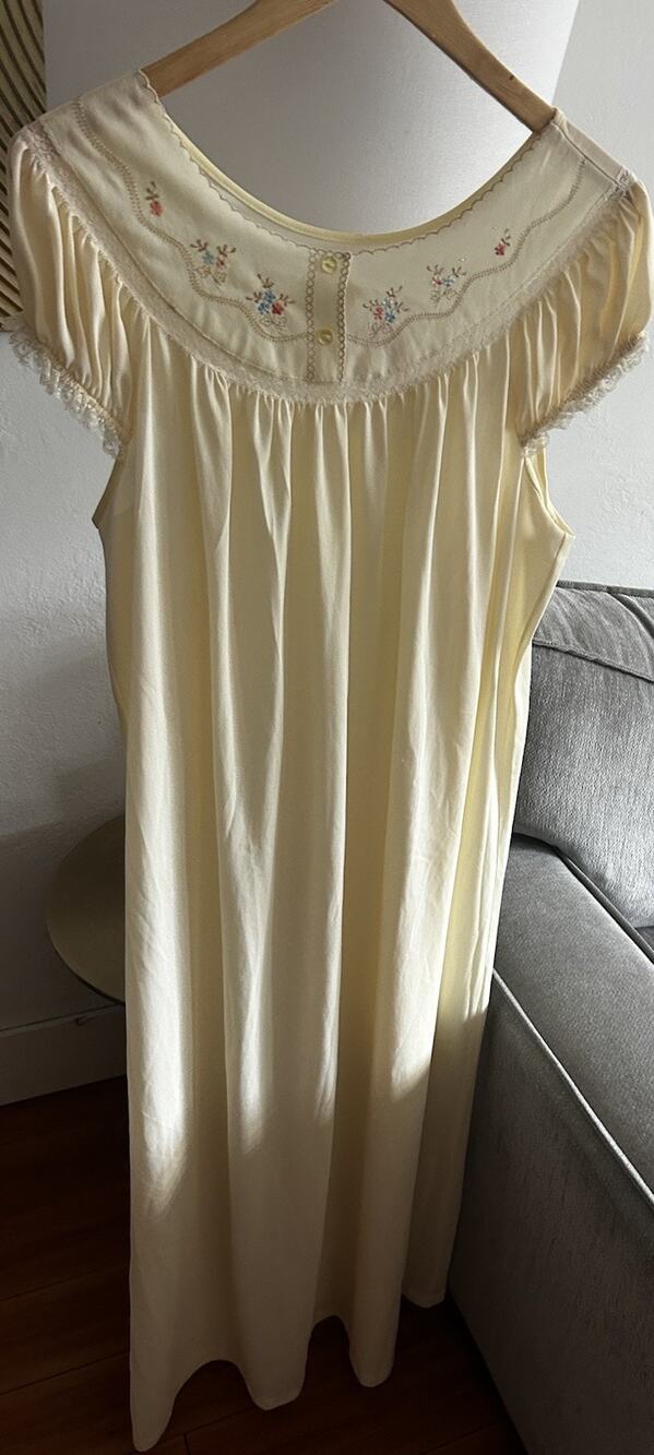 Vtg JC PenneyNightgown Nylon Short Sleeve Beige L Western Prairie Cottagecore